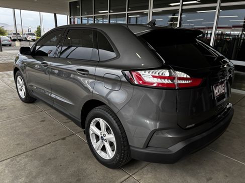 Used 2022 Ford Edge SE AWD/4WD image 4
