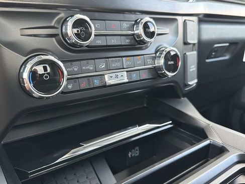 New 2026 Ford F250 Lariat w/ FX4 Off-Road Package AWD/4WD image 29