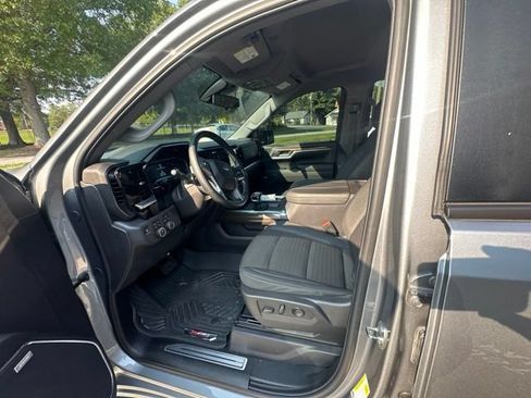 Used 2024 Chevrolet Silverado 1500 LT Trail Boss w/ Convenience Package II AWD/4WD image 13