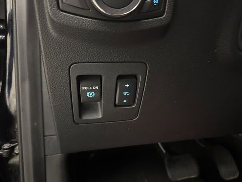 Used 2016 Ford F150 XLT w/ Equipment Group 302A Luxury AWD/4WD image 23