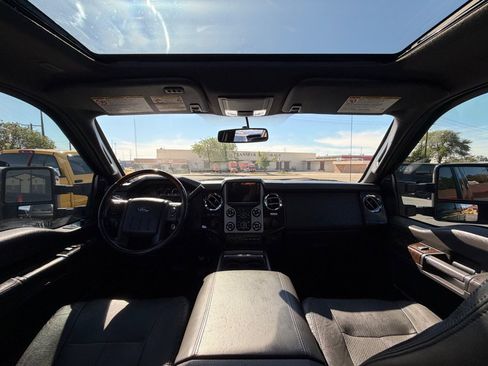 Used 2015 Ford F250 Platinum w/ FX4 Off-Road Package AWD/4WD image 11