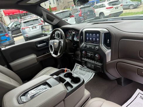 Used 2019 Chevrolet Silverado 1500 LT w/ Texas Edition AWD/4WD image 14