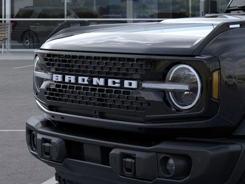 New 2025 Ford Bronco Badlands image 19