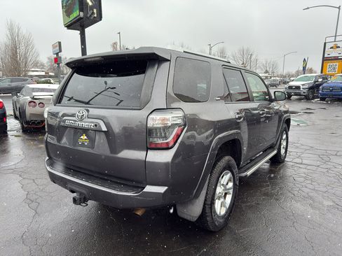 Used 2017 Toyota 4Runner SR5 image 6