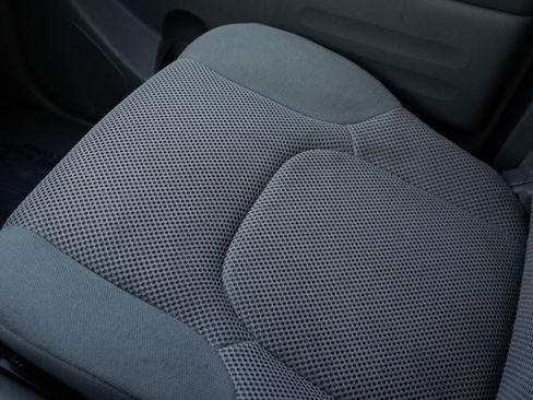 Used 2019 Nissan Frontier SV RWD image 18