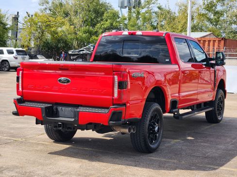 Used 2024 Ford F250 Lariat w/ Black Appearance Package image 3