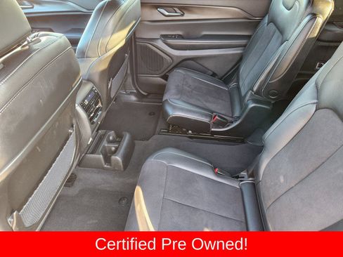 Used 2023 Jeep Grand Cherokee L Laredo AWD/4WD image 39