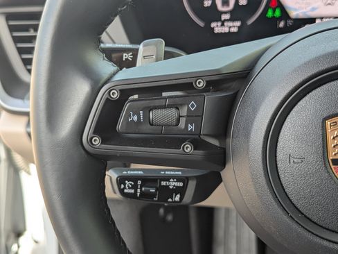 Certified 2025 Porsche 911 Carrera image 30