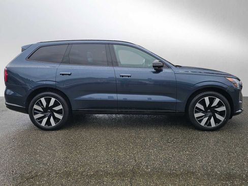 New 2026 Volvo EX90 Ultra image 2