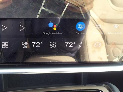 New 2025 Volvo EX90 Ultra image 21