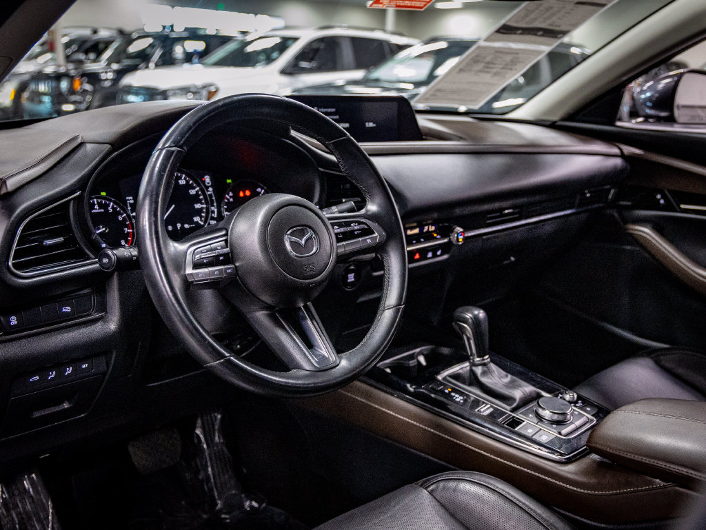 Used 2022 MAZDA CX-30 AWD 2.5 S w/ Premium Package image 14