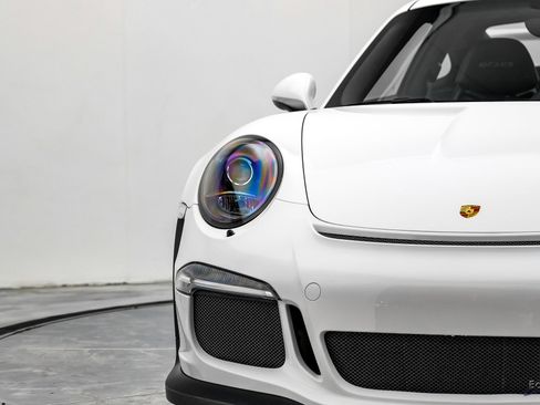 Used 2016 Porsche 911 GT3 RS RWD image 36