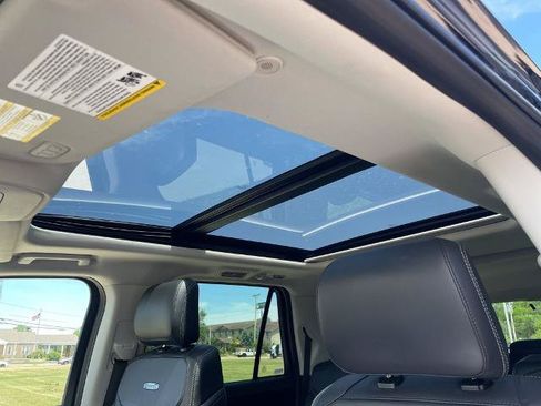 Certified 2025 Ford Expedition Max Platinum AWD/4WD image 10