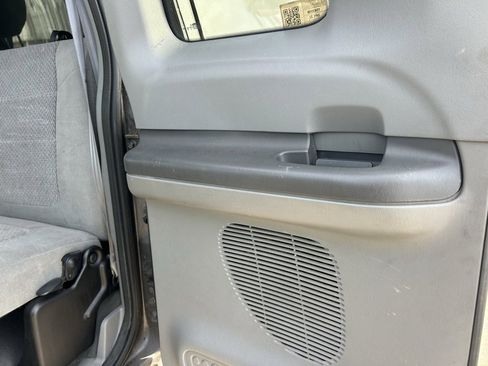 Used 2003 Ford F250 XL image 25