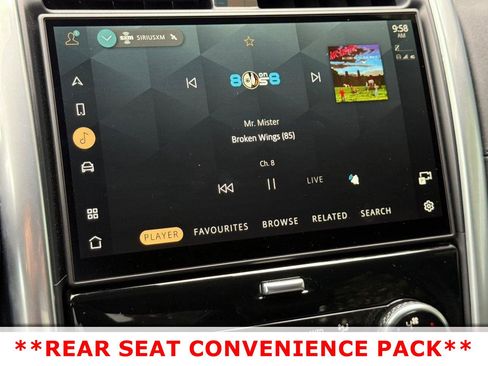 Certified 2025 Land Rover Discovery S AWD/4WD image 38