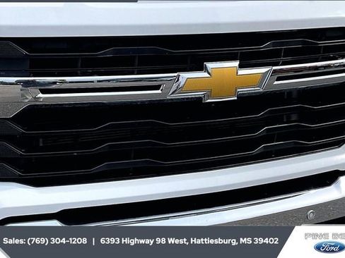 Used 2025 Chevrolet Silverado 3500 LT w/ Safety Package image 21