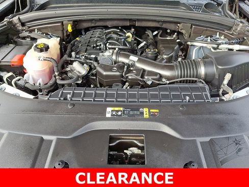 Used 2025 Jeep Grand Cherokee L Limited w/ Black Appearance Package image 29