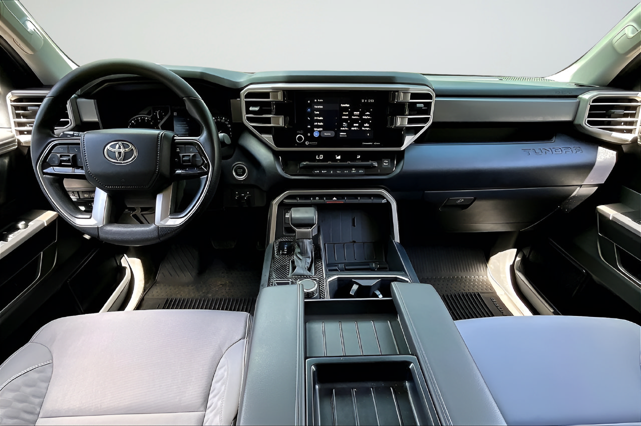 Used 2024 Toyota Tundra SR5 w/ SR5 Convenience Package AWD/4WD image 7