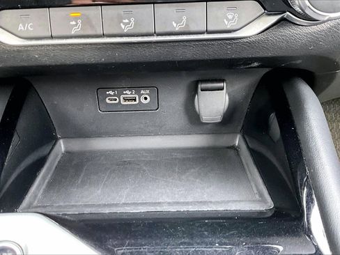 Used 2024 Nissan Altima 2.5 SR image 16