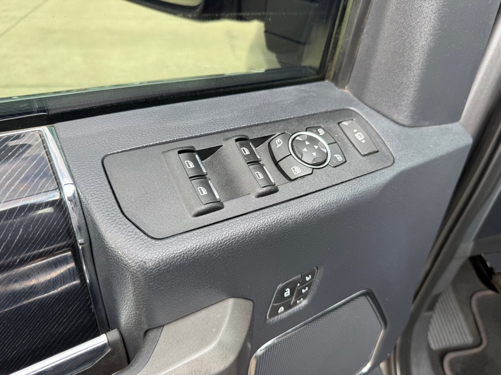 Used 2022 Ford F350 Platinum AWD/4WD image 21