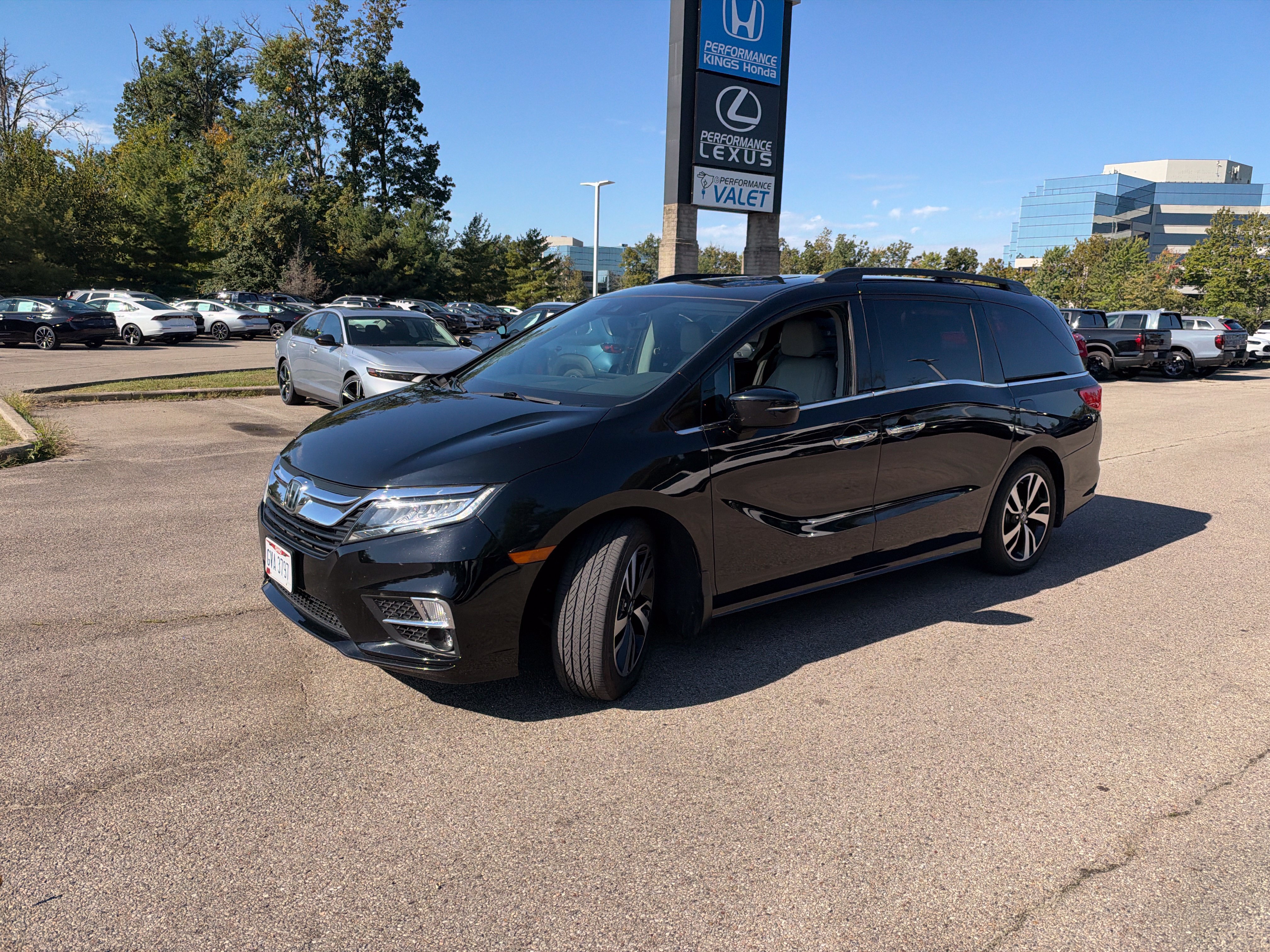 Used 2019 Honda Odyssey Elite image 11