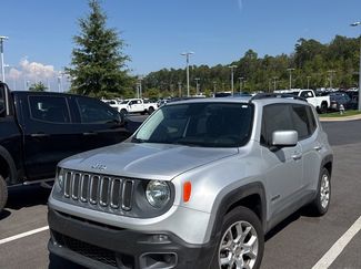 Used 2015 Jeep Renegade Latitude image 1