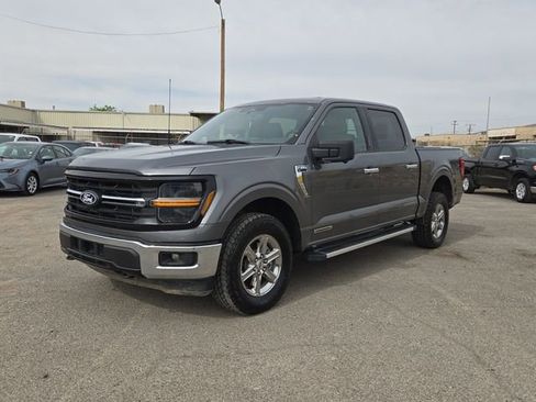 Used 2024 Ford F150 XLT w/ Mobile Office Package image 6