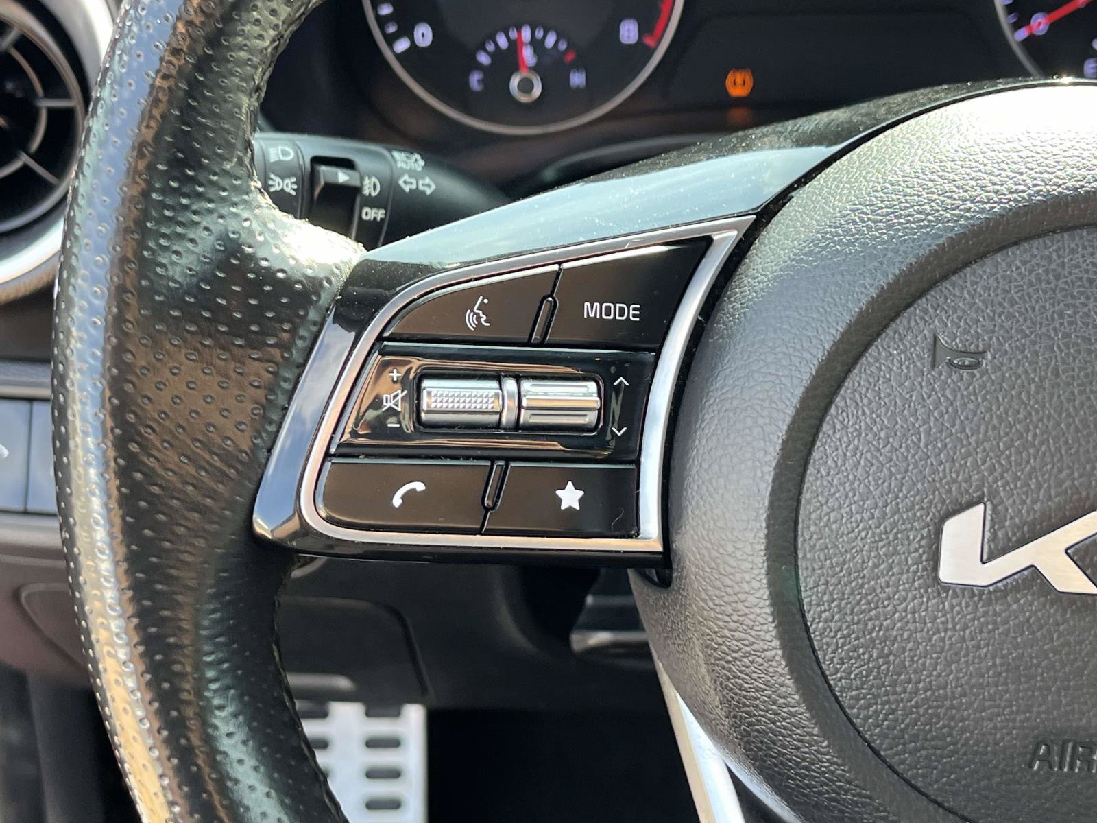 Used 2022 Kia Forte GT-Line w/ GT-Line Technology Package FWD image 27