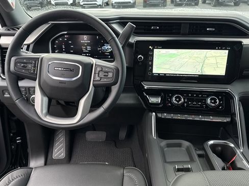 New 2026 GMC Sierra 2500 Denali w/ Denali Reserve Package image 7