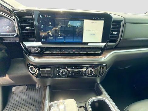Used 2024 Chevrolet Silverado 1500 RST AWD/4WD image 25
