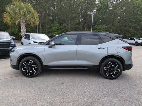 Used 2023 Chevrolet Blazer RS w/ Driver Confidence II Package FWD image 7