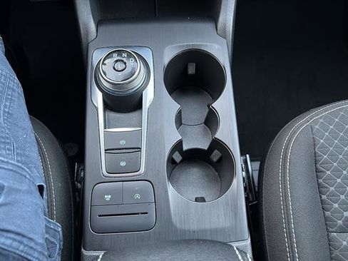 Used 2025 Ford Escape Active image 23