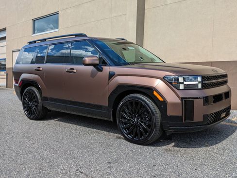 Used 2024 Hyundai Santa Fe Calligraphy image 2