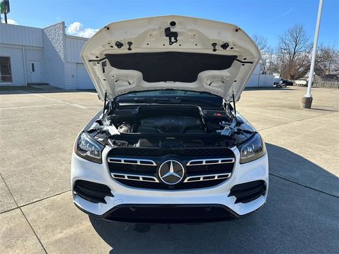 Used 2023 Mercedes-Benz GLS 450 4MATIC w/ AMG Line Exterior image 11