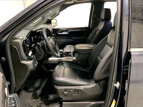 Used 2022 Chevrolet Silverado 1500 LTZ w/ LTZ Premium Texas Edition AWD/4WD image 15