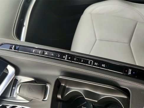 Used 2021 Chevrolet Corvette Stingray w/ Battery Protection Package image 24