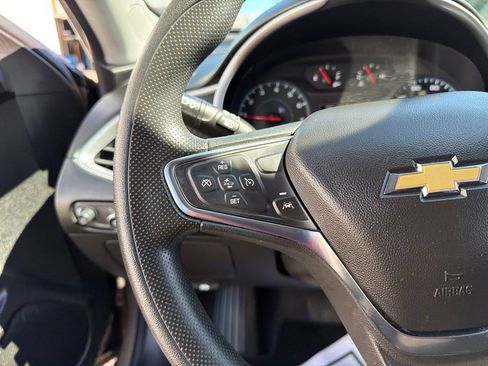 Used 2025 Chevrolet Malibu LS FWD image 25