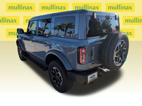 New 2025 Ford Bronco Outer Banks image 9