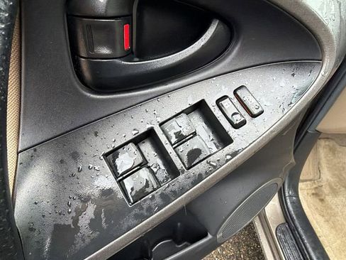 Used 2012 Toyota RAV4 4WD image 20