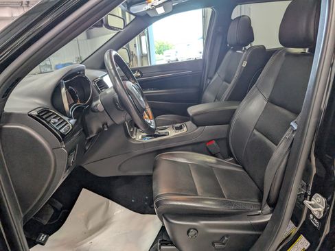 Used 2021 Jeep Grand Cherokee Limited w/ Quick Order Package 28K 80th AWD/4WD image 14