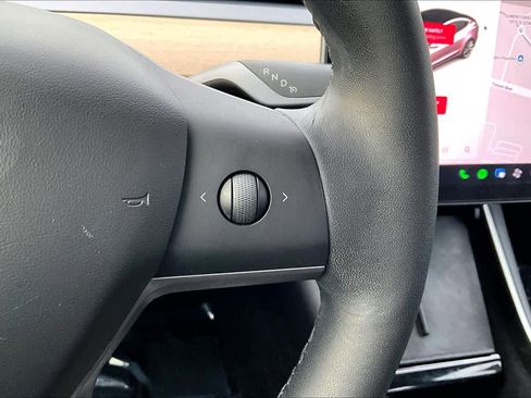 Used 2019 Tesla Model 3 Standard Range Plus image 24
