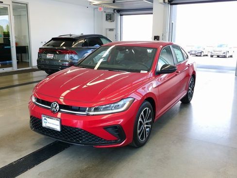 New 2025 Volkswagen Jetta Sport image 3