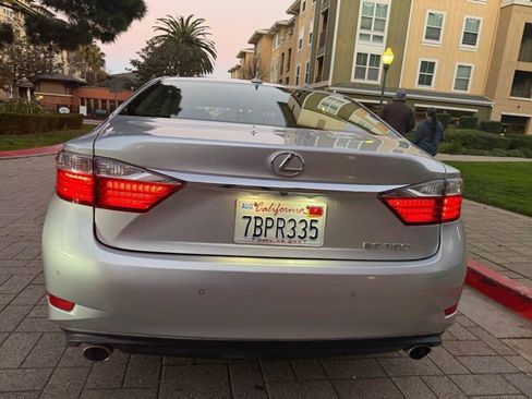 Used 2013 Lexus ES 350 w/ Luxury Pkg FWD image 11