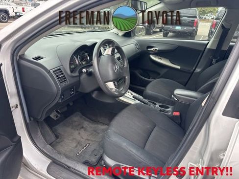Used 2011 Toyota Corolla S image 7