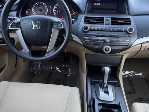 Used 2012 Honda Accord LX image 10