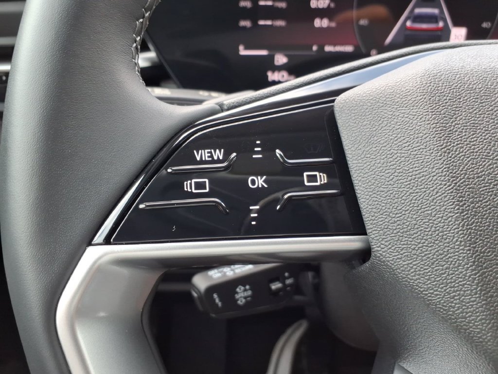 Used 2025 Audi Q5 Premium AWD/4WD image 29