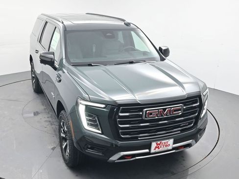 New 2026 GMC Yukon XL AT4 w/ AT4 Premium Plus Package image 4
