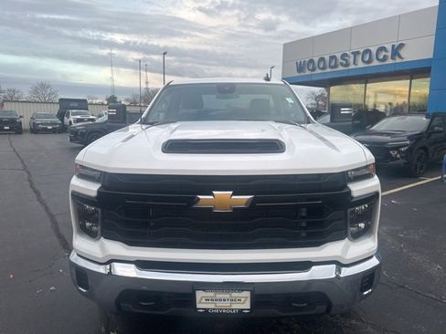 Used 2025 Chevrolet Silverado 2500 W/T w/ WT Convenience Package image 8