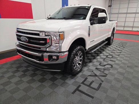 Used 2020 Ford F250 Lariat image 3