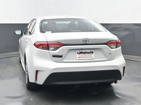 New 2026 Toyota Corolla LE FWD image 17